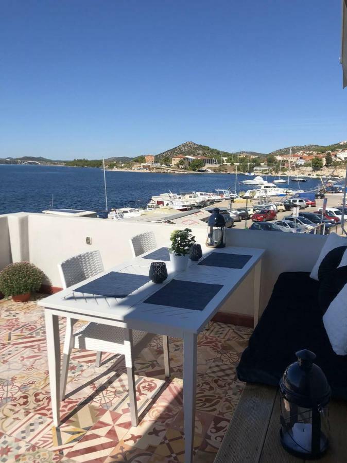 Seaside Apartment Šibenik Екстериор снимка