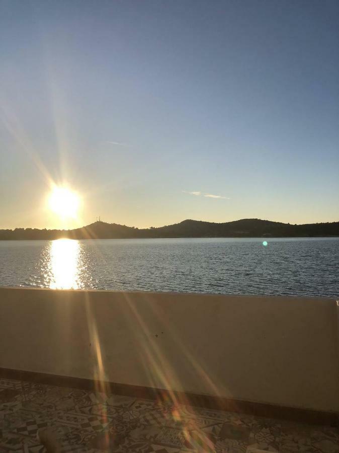 Seaside Apartment Šibenik Екстериор снимка